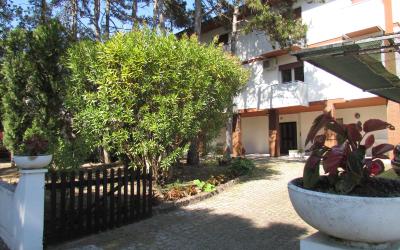 Appartamento con 2 Camere da Letto e Balcone