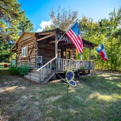 旅遊訂房 美國-學院站 (TX) Tiny house LogCabinBnB - Ren Fest Renaissance Festival Bernhardt Arrowhead Hill Olde Dobbin Station - 2篇評鑑 評分:10