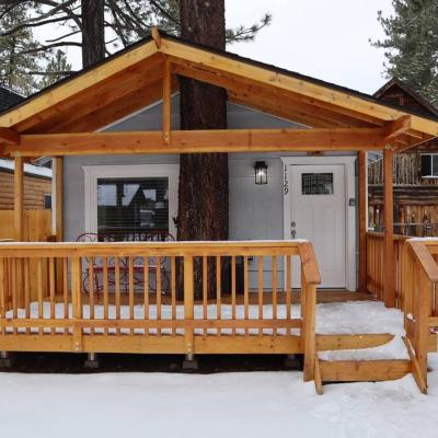 旅遊訂房 美國-大熊湖 (CA) The Blue Lake Cabin! 1 min Walk to SnowPlay! - 3篇評鑑 評分:7.2