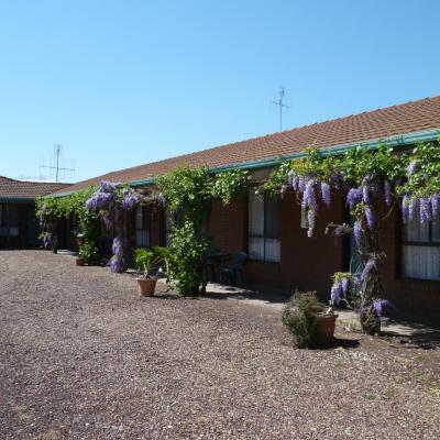 旅遊訂房 澳洲-託庫瓦 Birch Motel Tocumwal Previously Known as Kanimbla Motor Inn - 13篇評鑑 評分:8.3