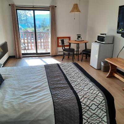 旅遊訂房 加拿大-鐳溫泉 Alpen Motel