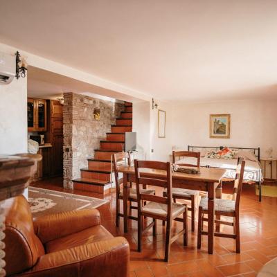 旅遊訂房 意大利-卡斯泰爾迪托拉 Lago del Turano - La Taverna con cucina open space e free WI-FI - 3篇評鑑 評分:9.3