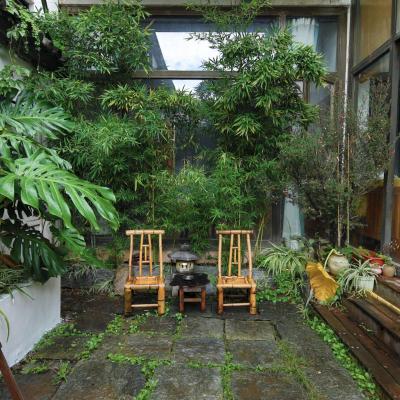 旅遊訂房 中國-大理 Dali Buxianshan Guesthouse-in Dali ancient city, free coffee, english speaking employee (Dali Buxianshan Guesthouse-in Dali ancient city,english speaking, home cat, recommend by lonely plan) - 136篇評鑑 評分:9.1