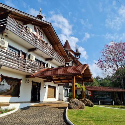 旅遊訂房 巴西-特雷澤蒂利亞斯 施耐德酒店 (Hotel Schneider) - 7篇評鑑 評分:7.8
