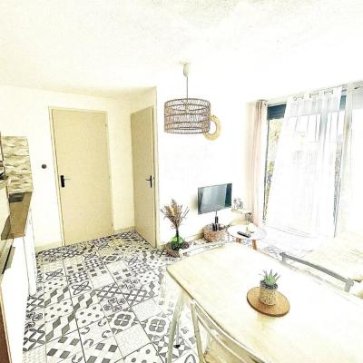 旅遊訂房 法國-聖西普里安 Appartement d'une chambre a Saint Cyprien a 100 m de la plage avec terrasse