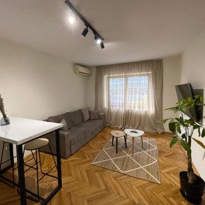 旅遊訂房 阿爾巴尼亞-地拉那 Cozy Apartment, in the center of Tirana - 11篇評鑑 評分:9.7