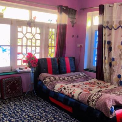 旅遊訂房 印度-古爾默爾格 Habib Guest House (Gulmarg) - 3篇評鑑 評分:6.8