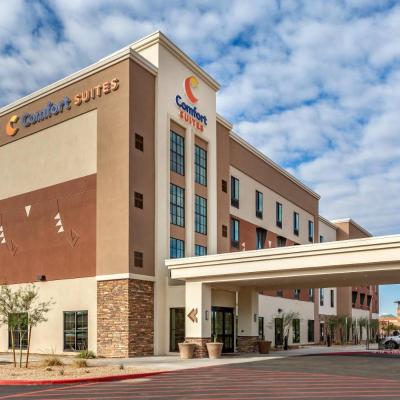 旅遊訂房 美國-菲尼克斯 (AZ) Comfort Suites Scottsdale Talking Stick Entertainment District - 6篇評鑑 評分:9.3