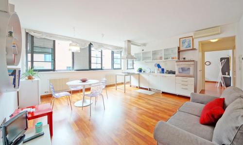 DolceVita Apartments N 329