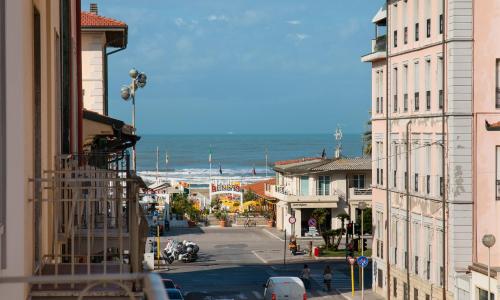 Attico con 2 camere in Via Vespucci