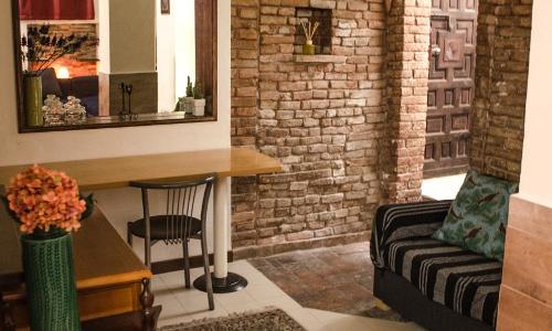 Medieval central apartment