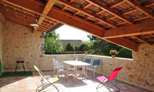 Charmante bastide à Vallon Pont d'Arc