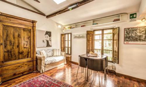 HomeHouse Garofano - Rione Monti - Colosseum