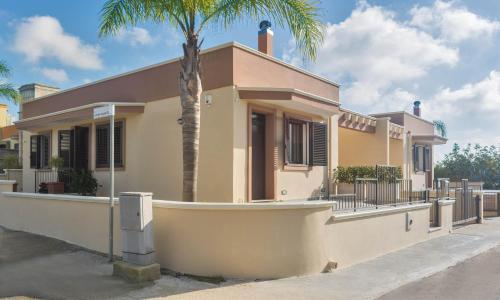 Intera villa ad uso esclusivo con 2 bagni 4 camere da letto,garage,giardino,area fitness,lavatrice,wifi