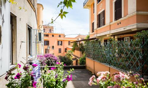 Studio via Nicola Fabrizi