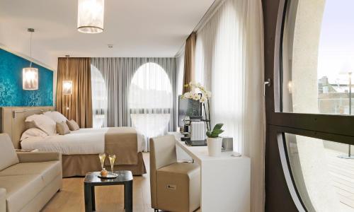Deluxe Room photo
