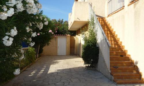 Le Tamarin 100 mètres plage Saint-Pierre-La-Mer