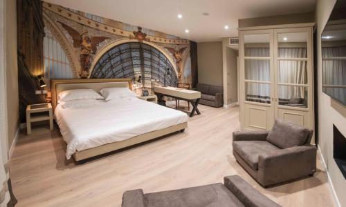 Caruso Place Boutique & Wellness Suites