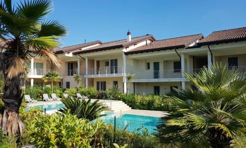 Luxury Apartments Beauty Gardens