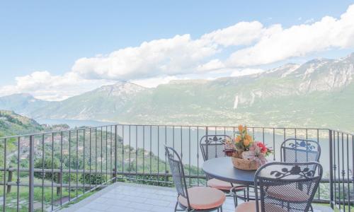 Villa Anna Apartments