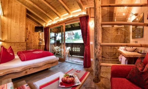 La Ücia by Fana Ladina