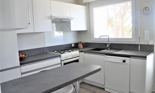 Maison 7 personnes avec grand jardin - proche plage - ARGANTEL