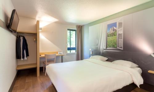Standard Room photo