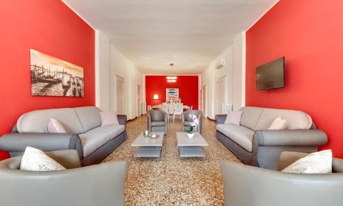 Accademia opera deluxe