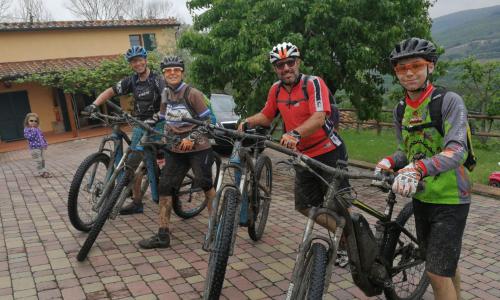 Agriturismo Bike Hotel Podere Giarlinga