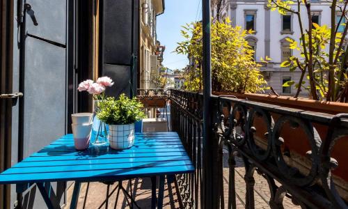 JOIVY Charming Apt with Terrace in the very heart of Milan