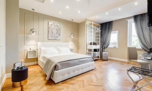 Mellini Palace Suites by Premium Suites Collection