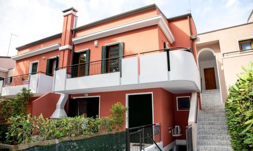 House Smeraldo by Holiday World