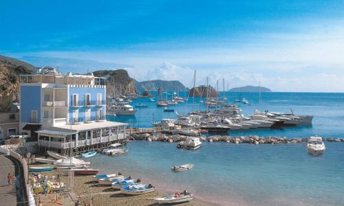 Hotel Gennarino A Mare