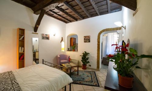 JUSTACASA alla SCALA Trastevere