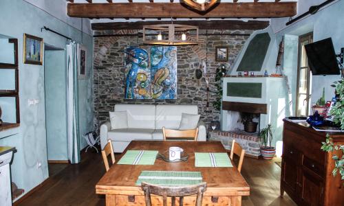 Residenza Fra Le Torri - Charme & Art Gallery Home