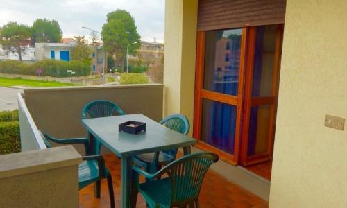 M89 - Marcelli, trilocale con terrazzo a 30mt dal mare