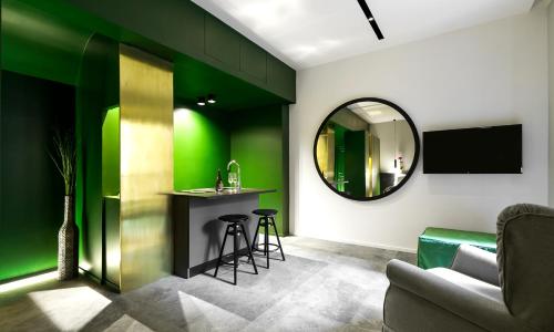 Etruscan Luxury Suites