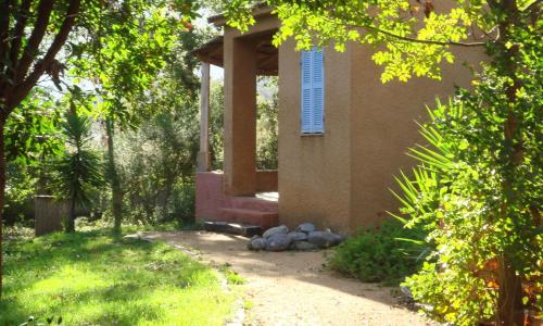Beautiful holiday home near the beach