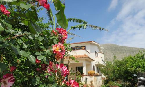 Il Roseto di Betty villa piano T e 1