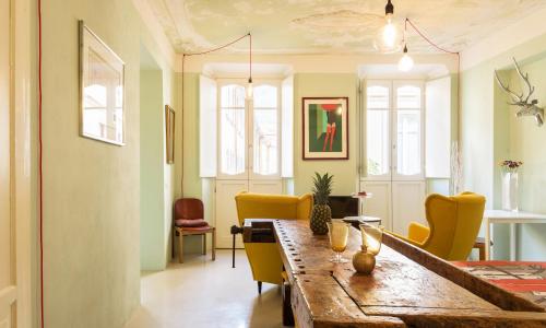 Duomo Luxury Suite - by MyHomeInComo