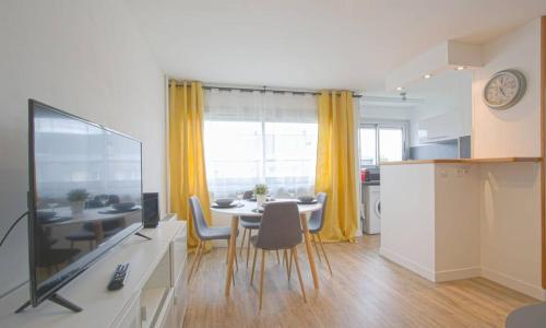 APPARTEMENT MODERNE A CAEN POUR 4 PERSONNES
