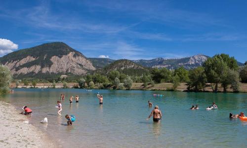 Glamping Villatent at Le Lac Bleu