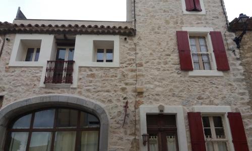 Le Patio Des Cigales