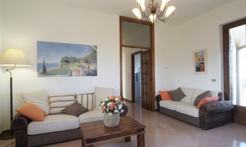 The Sea View Mountain Apartment