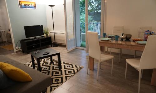 Bel Appartement Spacieux bien situe Parking Gratuit