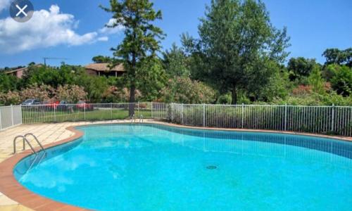 Marina di pinarello, appt climatisé à 400m de la plage