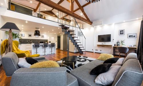 Les suites sainte claire