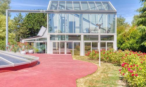 CHAMBRE INDEPENDANTE DANS UN PARC