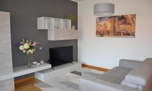 Apt. Acacia - Zona Ospedale Sant'Orsola e Fiera