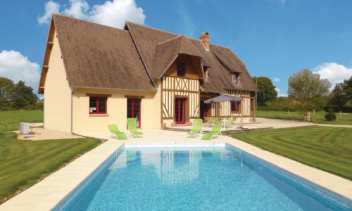 Nice Home In La Croupte With Wifi
